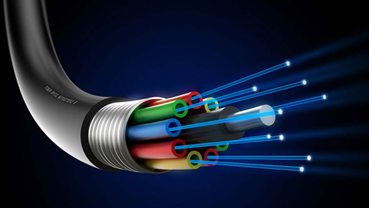 Broadband Fibre-Optic-Cable